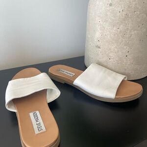 Steve Madden Cream Slide Sandals